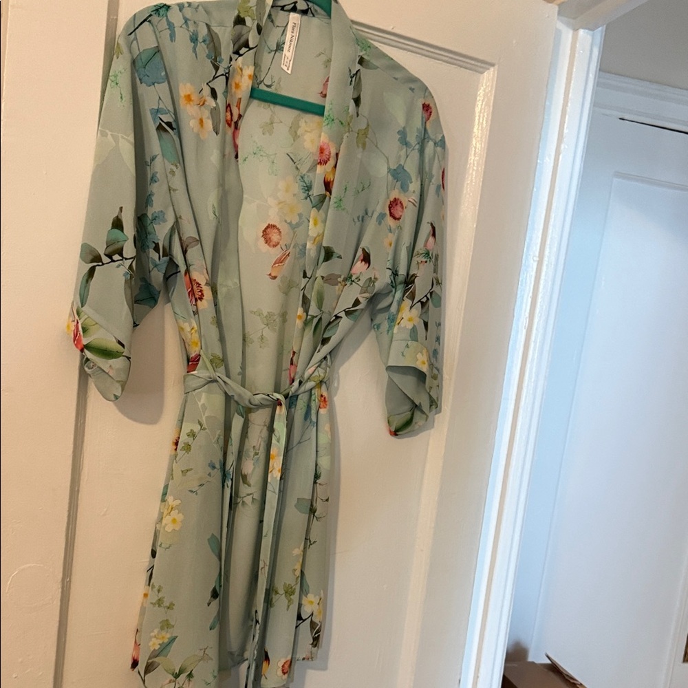 Flora Nikrooz Pastel Floral Kimono